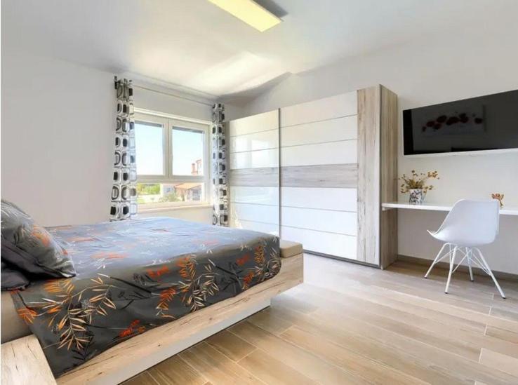 Villa Edi-Heated Pool & E-Bike Sisan Exterior photo